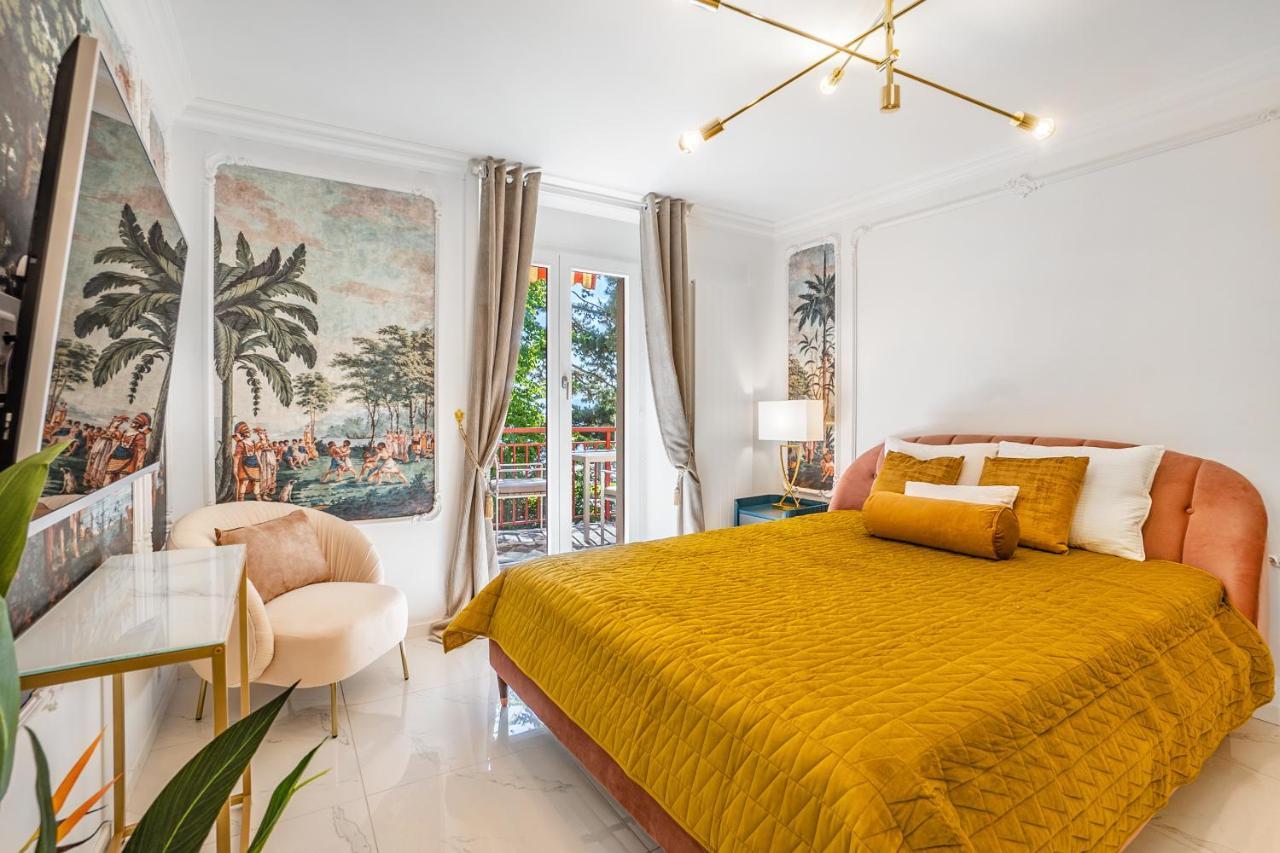 Apartment Tropical With A Balcony - View *